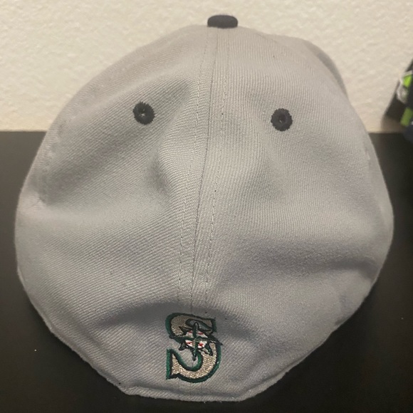 Men’s Seattle Mariners Hat - Picture 2 of 3
